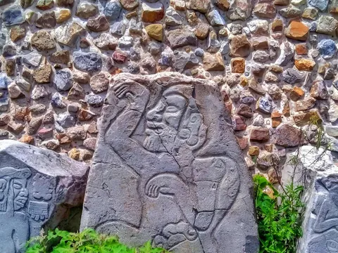 Full-day Monte Alban, ancestral mezcal, alebrijes and black pottery — photo 3